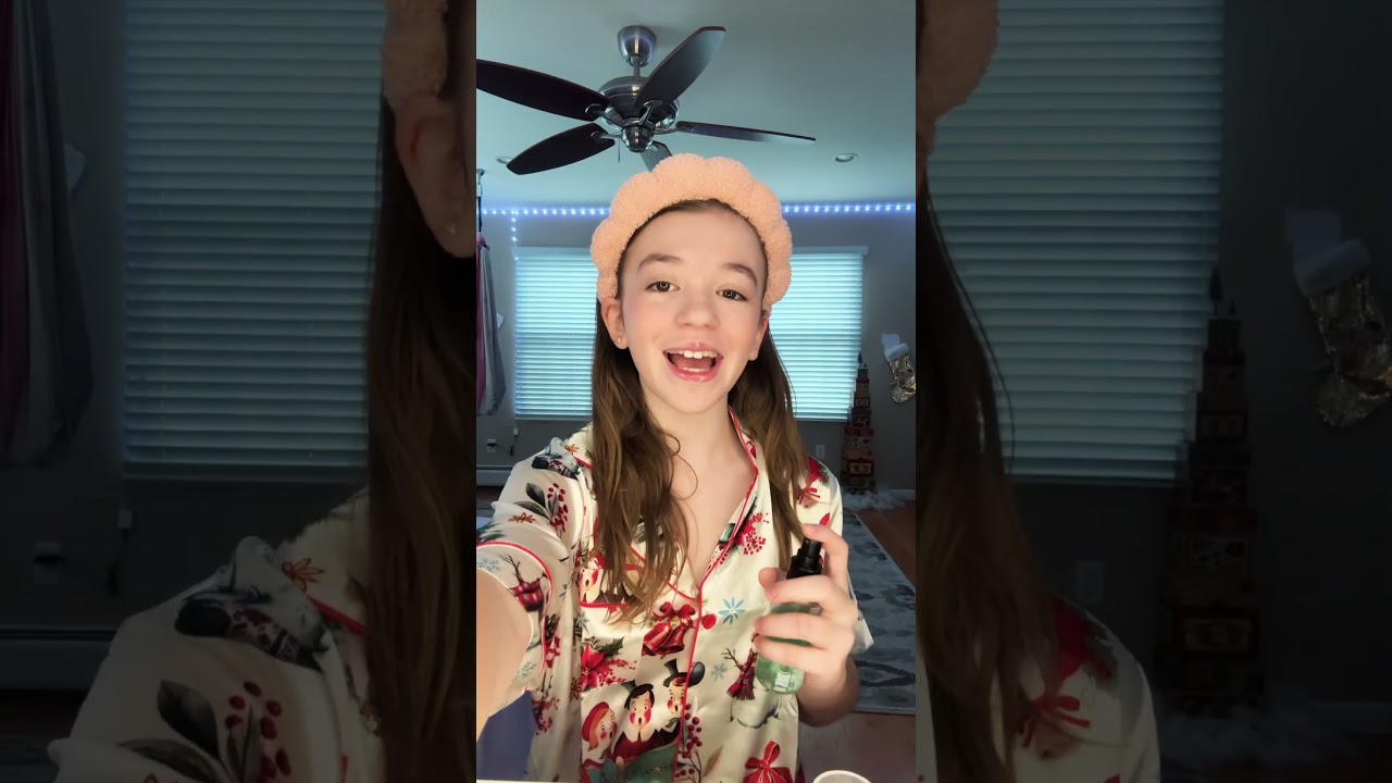 Do you guys want a birthday haul?? 💗🎁￼