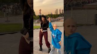 Кто Станцевал Лучше? Я Или Bearwolf?