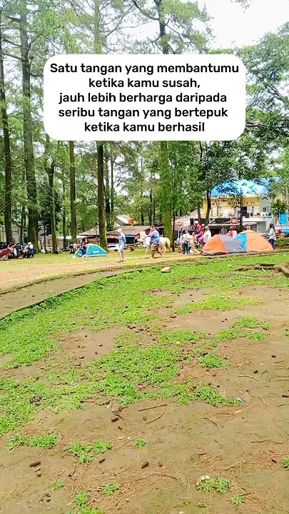 genggaman tangan saat badai