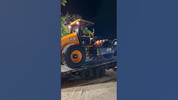 JCB#116#COMPACTOR#LOADING#TO#SELFELOADER#constructionequipment#jcb#srilanka