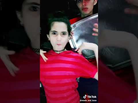 كان بيخلم يبقي حاجة كان امل امه وابوه