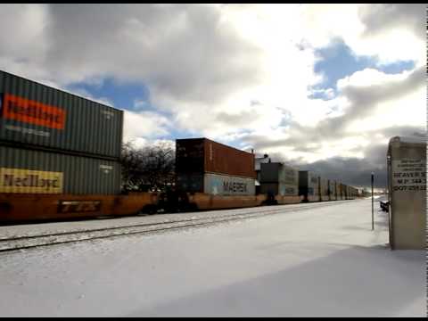 167-car Stack Train at Flagstaff, AZ