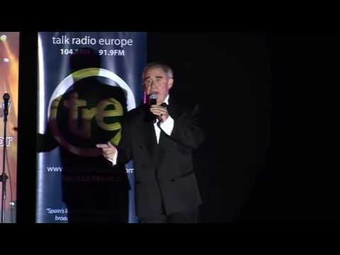 David Rigg singing in the 2009 WOW Factor auditions in Fuengirola - YouTube
