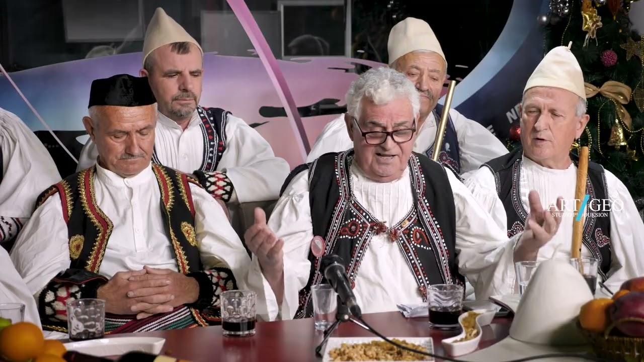 Mallakastra jonë.  Ma.Yzeir Llanaj & Djemtë e Mallakastres. Kthy. M. Ramaj. Hedh. F.Tahiraj