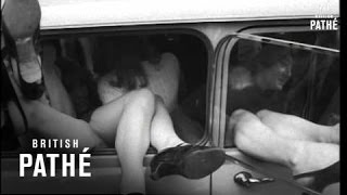 15 Girls In A Mini Car (1966)