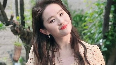 Vẻ đẹp trong sáng, ngọt ngào ngày Lưu Diệc Phi năm 15 tuổi gây bão mạng xã hội