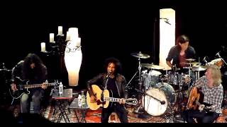 Alice In Chains - "Nutshell" - Live at Club Nokia chords