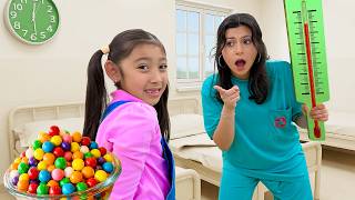 Maddie and Eric Hide Candy in Crazy Places! 🍭😂 Simulation Games screenshot 5