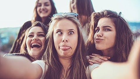 Women Share Uncommon Red Flags in Women · r/AskReddit