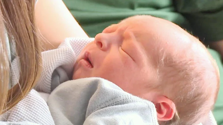 Family Delivers Baby by Side of Icy Road