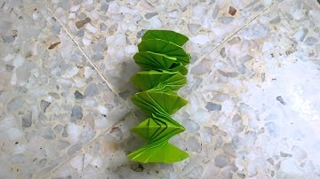 Origami spring into action(JEFF BEYNON) (Not A Tutorial)