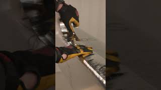 How to Seal Fiberglass Duct Board