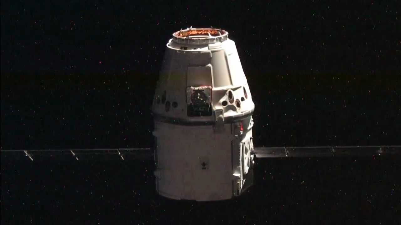 Space Station Crew Welcomes World's First Commercial Cargo Craft