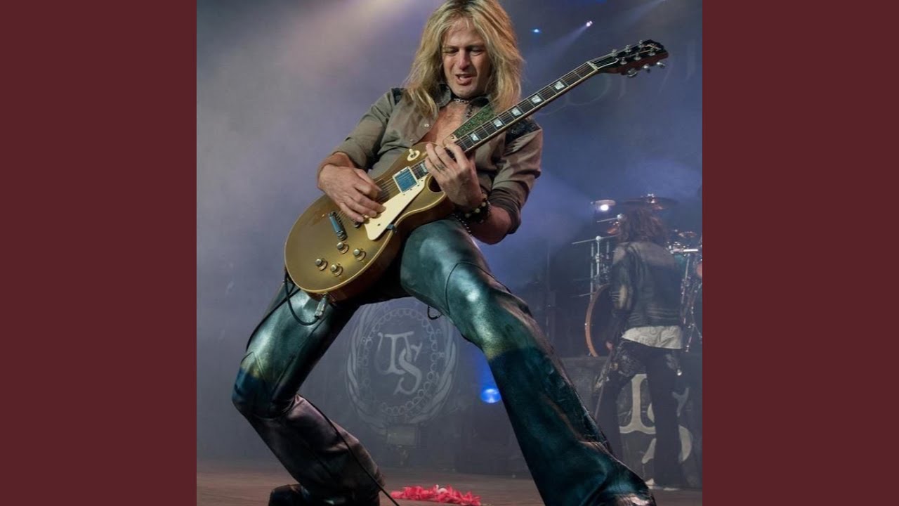 Assista a Flating Light no YouTube Assista a Flating Light no YouTube