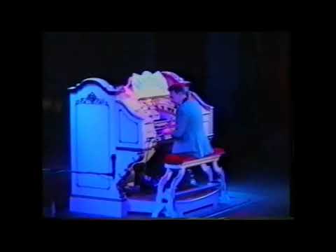 "THE QUICKSTEP" - PAUL KIRNER AT THE WURLITZER - "DANCING AT THE TOWER #2" - 1998 *****
