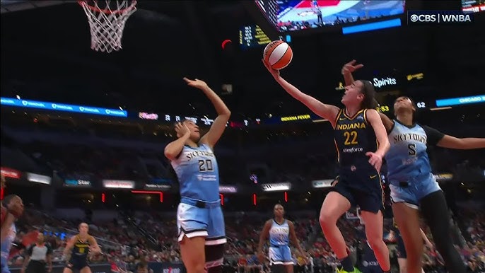 🫣 ANGEL REESE FLAGRANT FOULS CAITLIN CLARK! Whacks Her Head! WNBA Indiana  Fever vs Chicago Sky