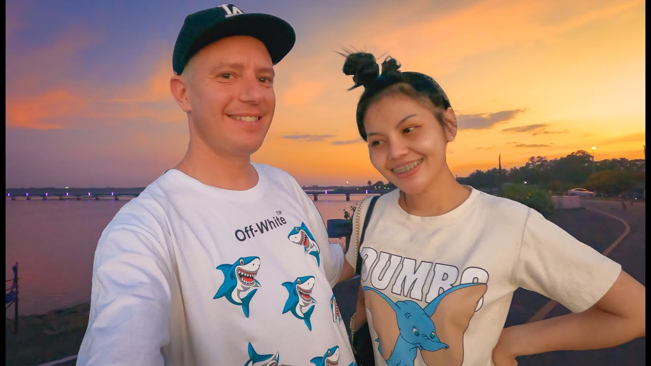 Я провел выходные с этой замечательной семьей в Сурине, Таиланд!!