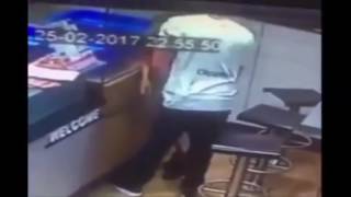 Captan A Pareja Teniendo Sexo En Una Pizzeria Captan A Pareja Teniendo Sexo En Una Pizzeria