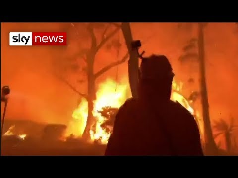 australia:-bushfires-claim-hundreds-of-homes-and-businesses