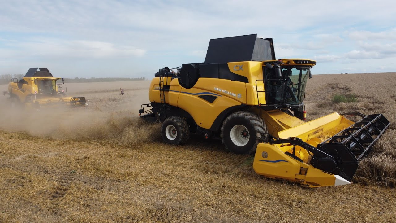 Kombajny New Holland CX po liftingu i z nowymi hederami. Co się zmienia?