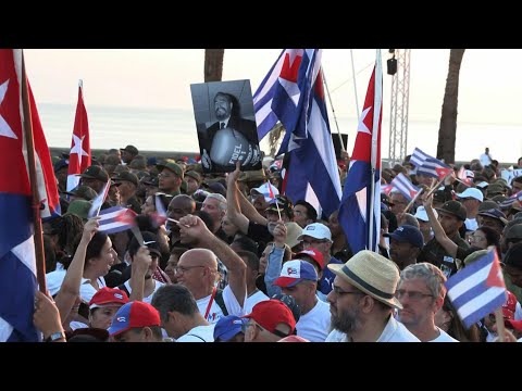 Cuba realiza desfile del 1 de mayo frente a embajada estadounidense mientras Trump anuncia nuevas sanciones