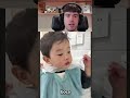 Este Niño Hace Mucho Esfuerzo 💔
