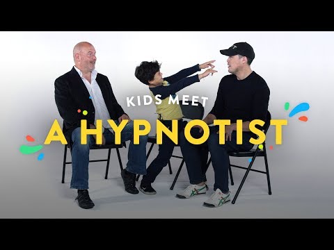 Kids Meet A Hypnotist | Kids Meet | HiHo Kids