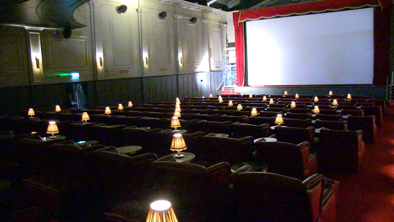 Take A Sneak Peek Inside The 160k Oscars Goodie Bag pictures Take A Sneak Peek Inside The 160k Oscars Goodie Bag pictures