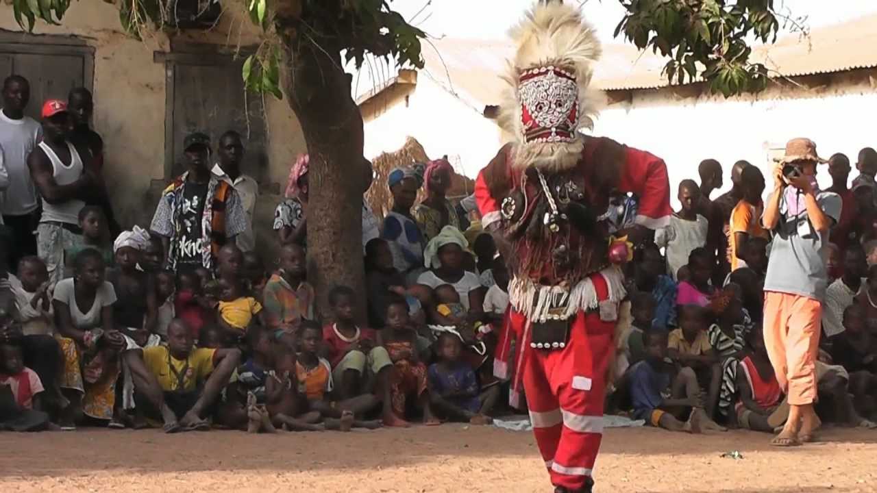 KUN BE HAMANAH - Na Guiné com Famoudou Konaté