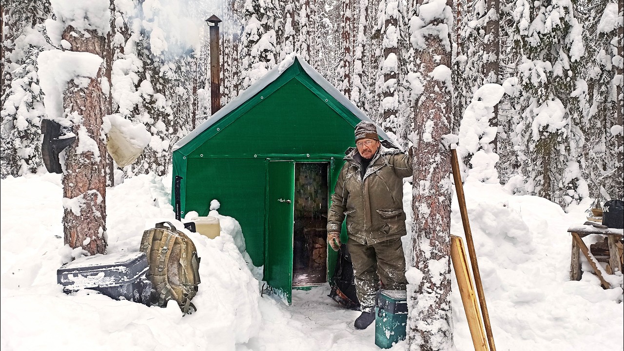 БАЛАГАН ЗАВАЛИЛО! ТАКОГО НЕ ЖДАЛИ. 2 ДНЯ В ТАЙГЕ.  РЫБАЛКА ХАРИУСА. НОЧУЕМ В ЗИМОВЬЕ