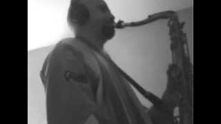 Video thumbnail of "Tenor Saxophone : Four (Miles Davis)"