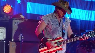 Ted Nugent - Good Friends and a Bottle of Wine - Live Starland