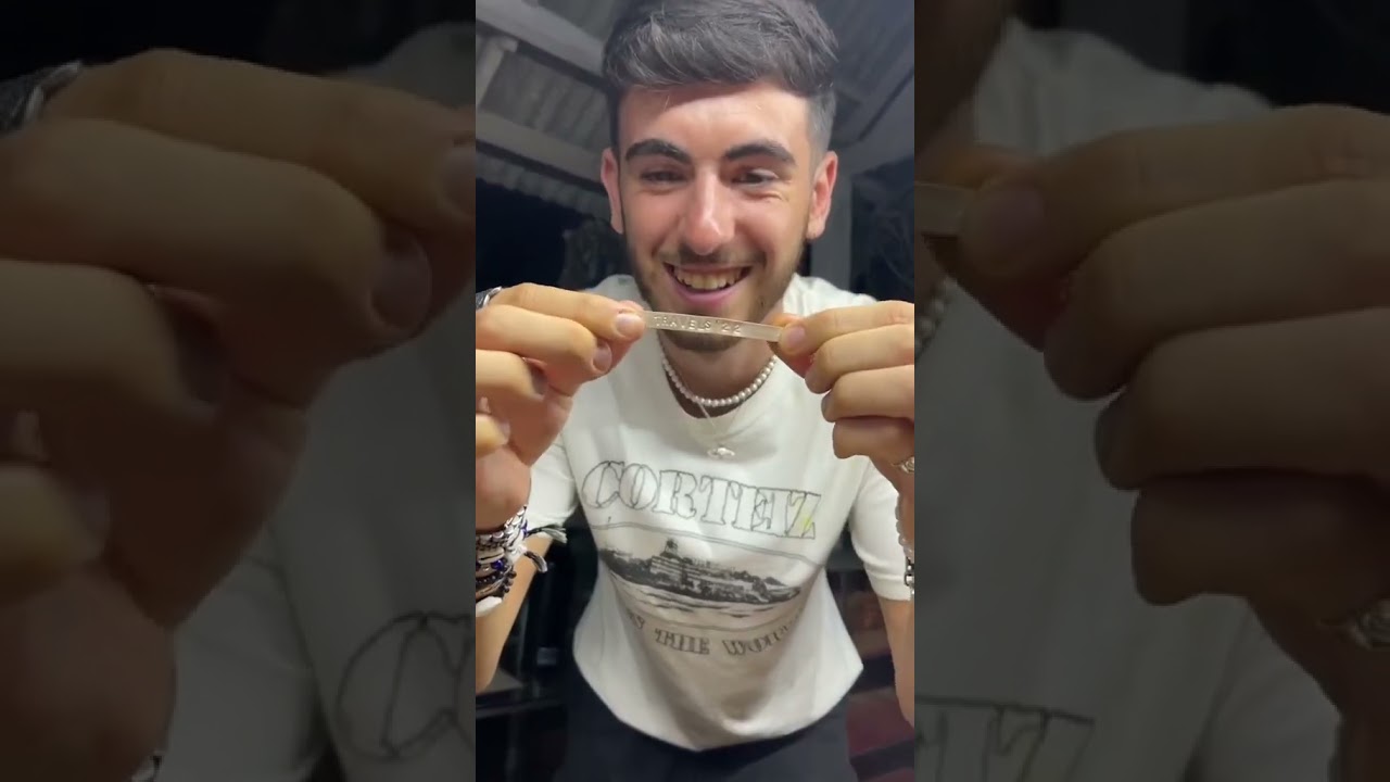 Hand making a silver ring in Bali 💍