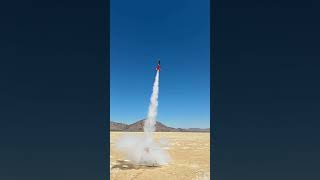 Estes Mega Der Red Max launching on 3F 15 engines ￼