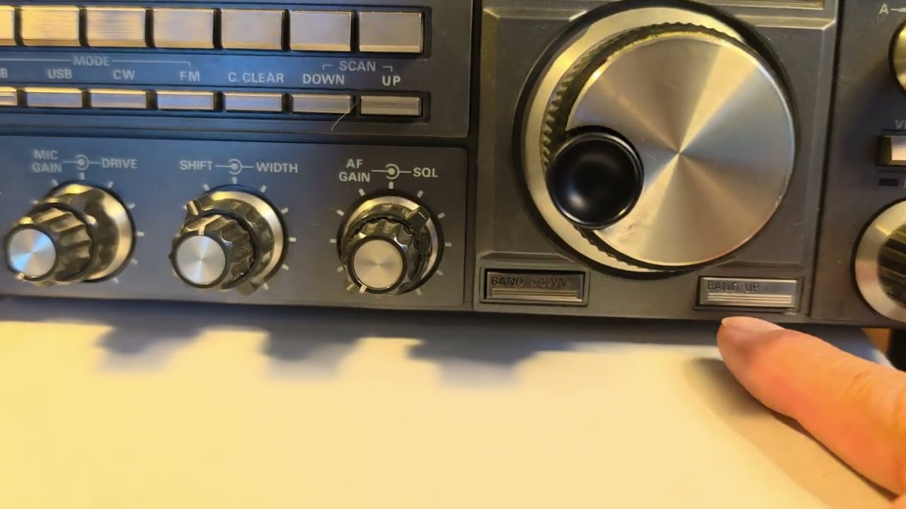 Icom IC-721 HF 100W New Old Stock in Box - YouTube