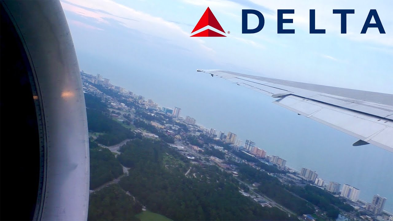 AMAZING CITY VIEW & SOUND: Delta Air Lines McDonnell Douglas MD-88 Takeoff from Myrtle Beach (MYR)