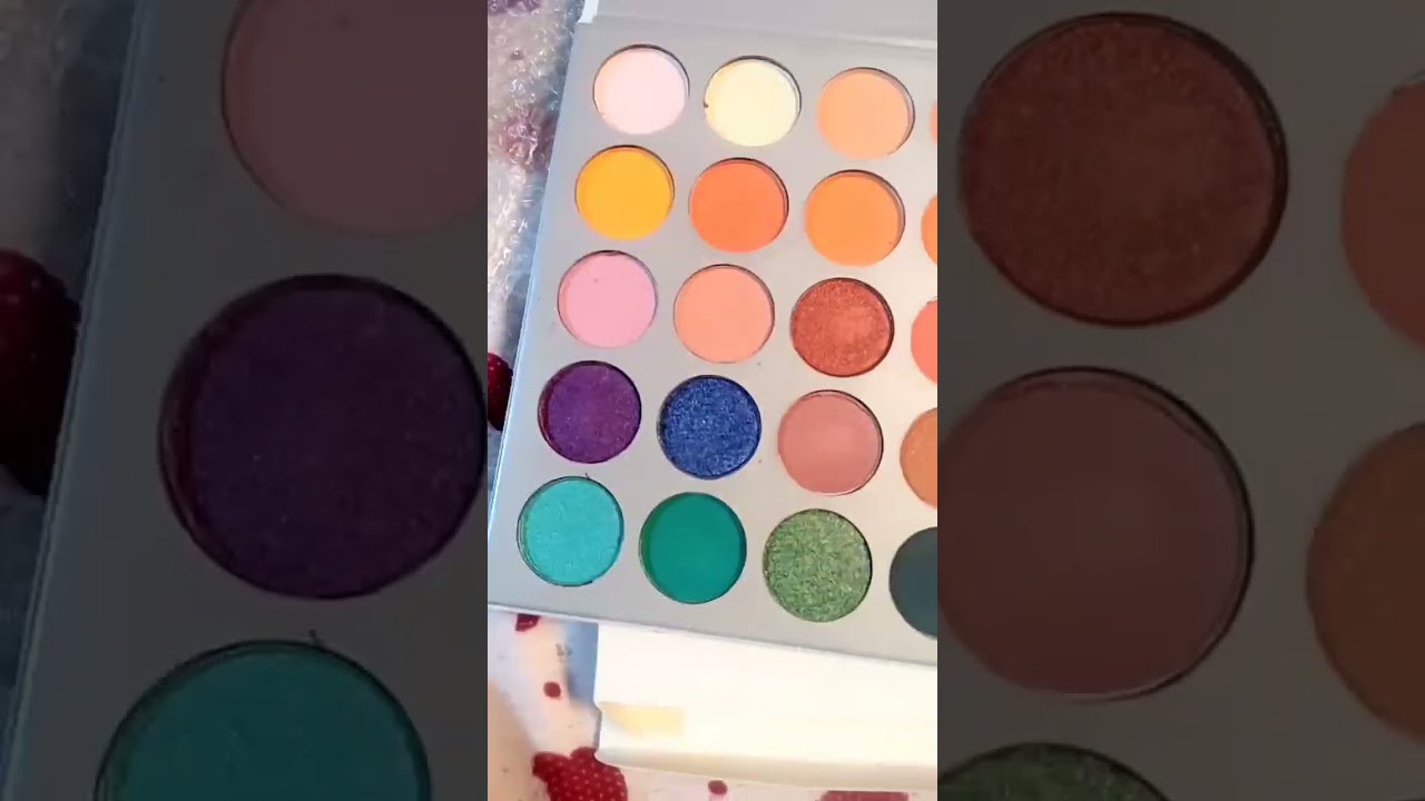 Jaclyn hill eyeshadow palette unboxing 