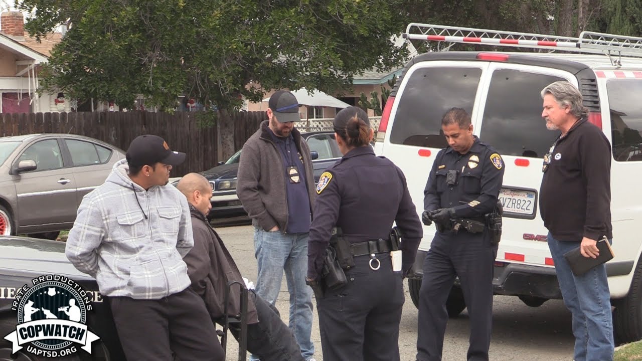 Copwatch | Game Stop Reports Robbery 3 Detained at Gunpoint | New Years Eve