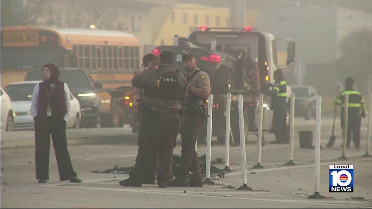 2-vehicle crash in southwest Miami-Dade leaves 2 dead