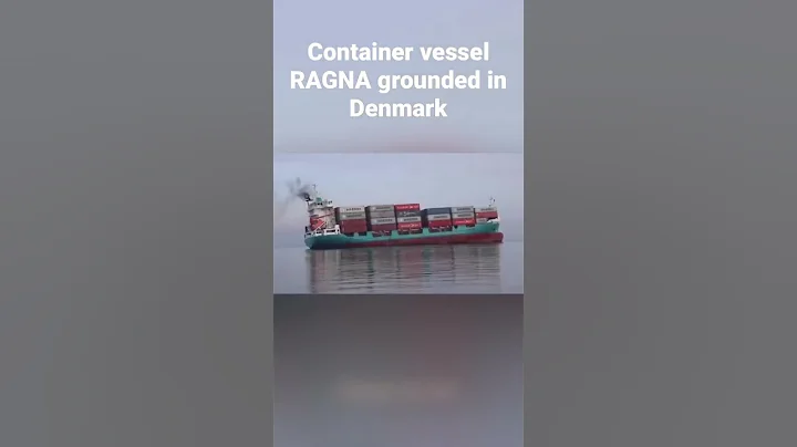 The container vessel Ragna ran aground in Frederic...