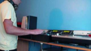 Dj Reflex Scratching To Sy & Unknown Gonna Get Ya.wmv