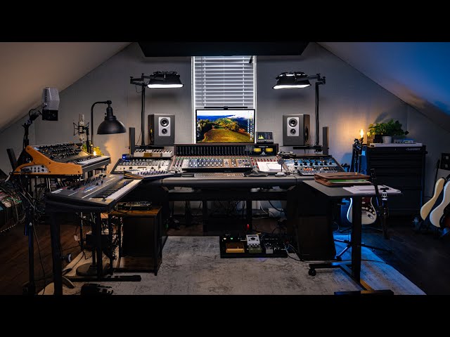 EPIC Home Studio Setup 2024 | Andrew Masters (studio tour) class=