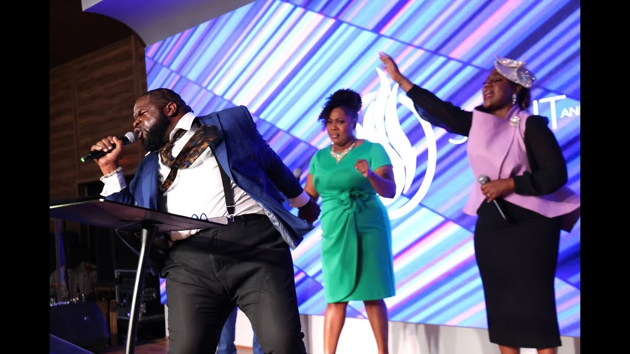 🔥 Antwaun Cooks FLIPPED "He's My Rock" Into A Crazy PRAISE BREAK | Spirit And Truth