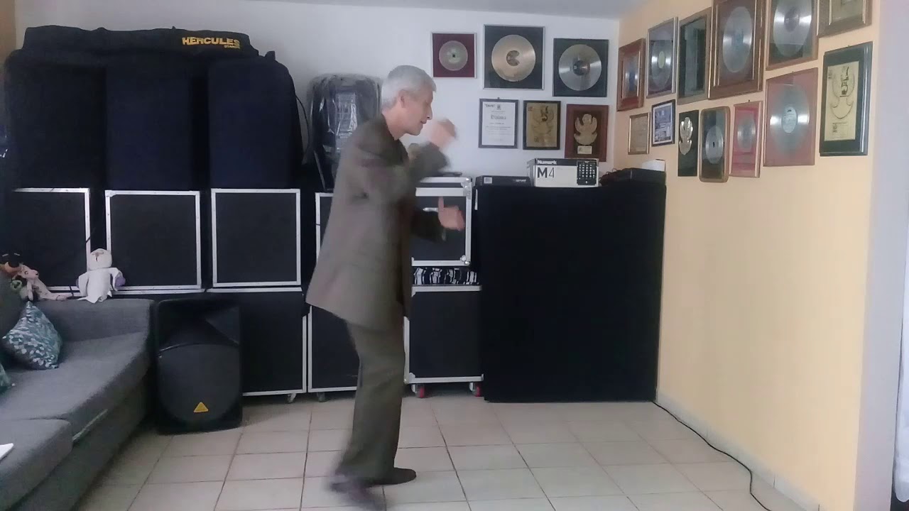 MUSITA/BAILANDO CON MARCELO ROSAS