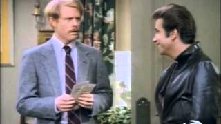 Video thumbnail of "HAPPY DAYS: Season 11 (1983-84) Clip - (Richie Says Goodbye To Fonzie And The Cunninghams)"