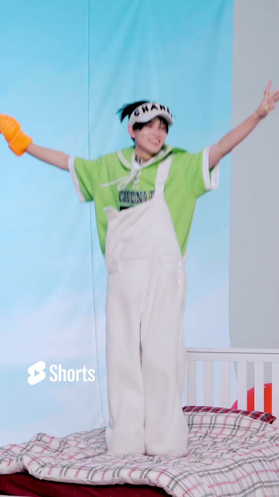 Popping #Candy in the air 💨🍬 #NCTDREAM #CandyChallenge