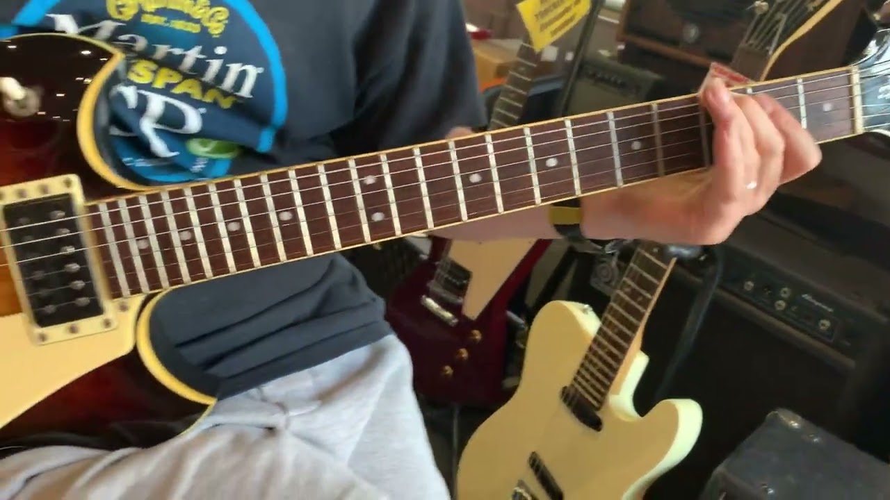 YAMAHA SG-600 Japan 1980s - YouTube