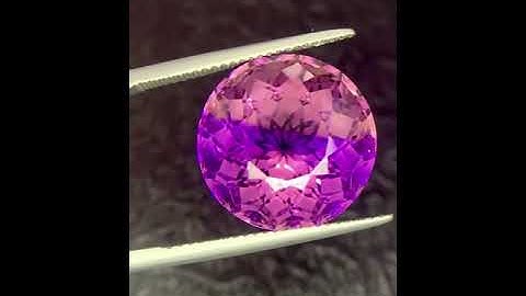 Thạch anh tím được cắt và tạo hình tinh xảo