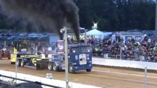 Tom Lindsey "Built For Business" modified semi pull at the buck