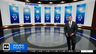 Temperatures in South Florida continue to stay steamy but dry as we enter the weekend